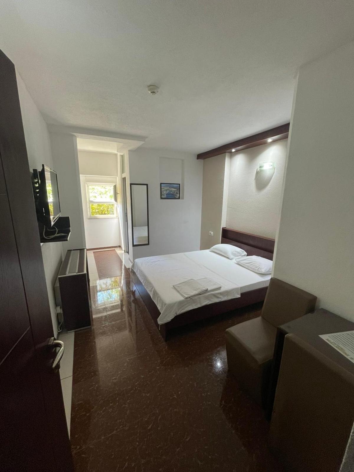 Hotel Millenium2 Prizren Eksteriør bilde