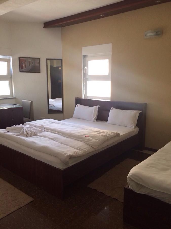 Hotel Millenium2 Prizren Eksteriør bilde