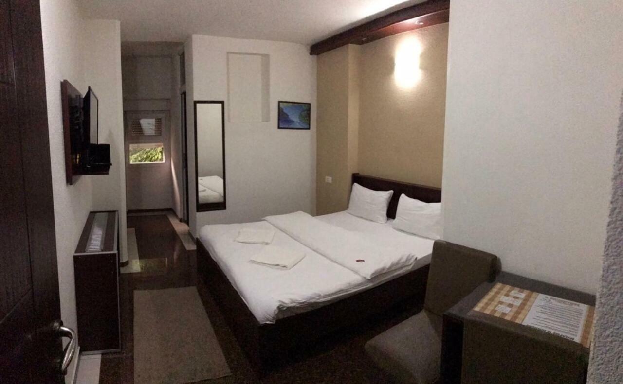 Hotel Millenium2 Prizren Eksteriør bilde